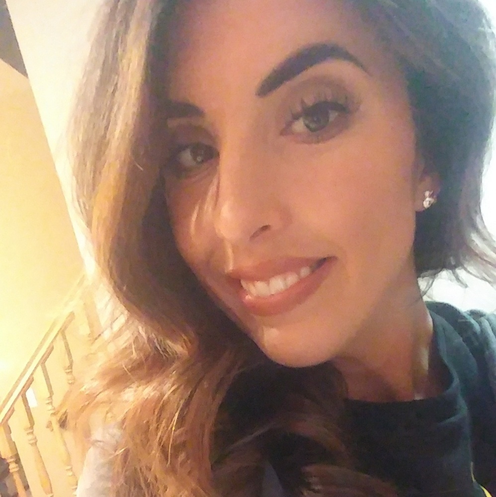 Meet your Posher, Melissa